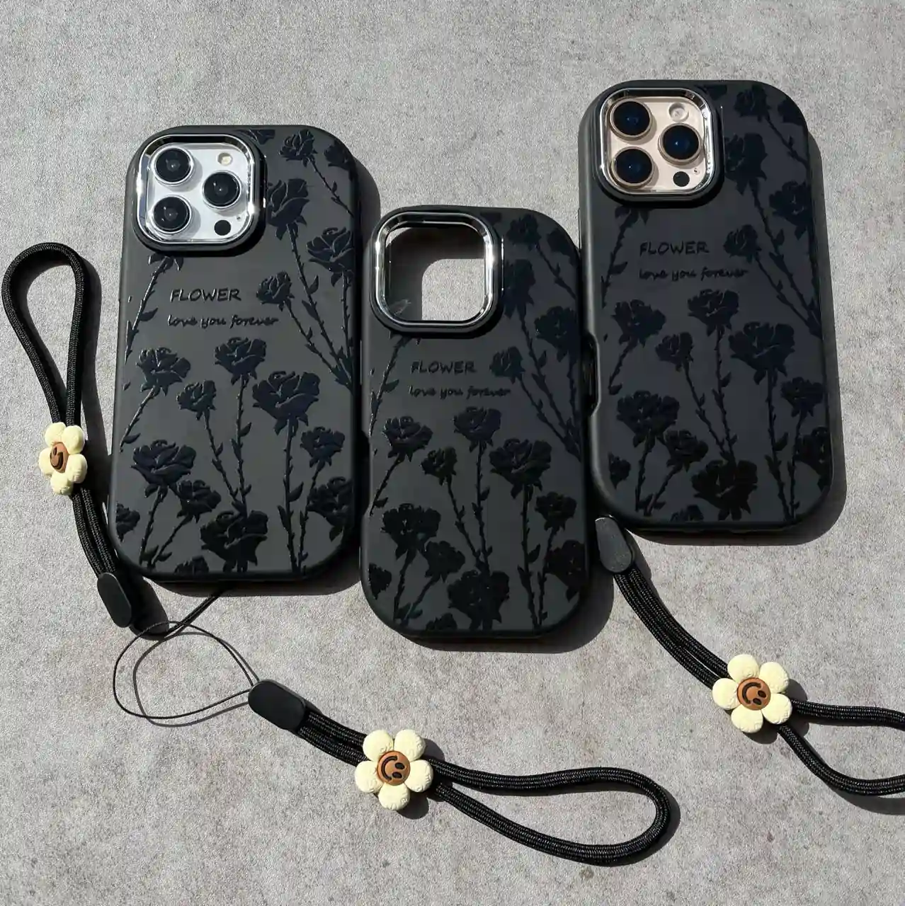 87 قاب black flowers همراه با آویز - تصویر 1